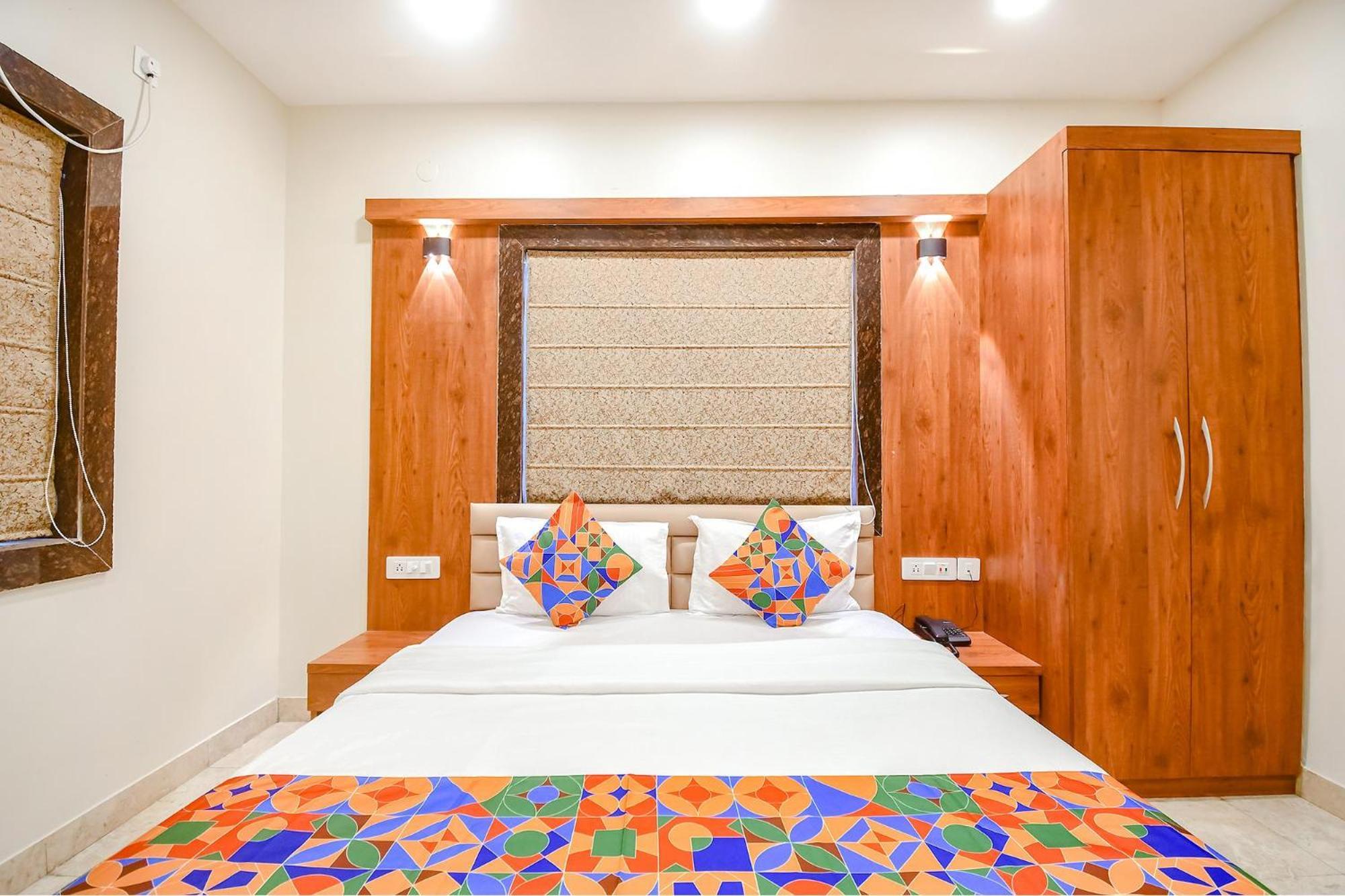 Fabhotel Dream World Residency - Nr Biswa Bangla Gate Calcutta Eksteriør billede